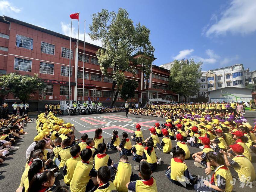 6878游戏中心